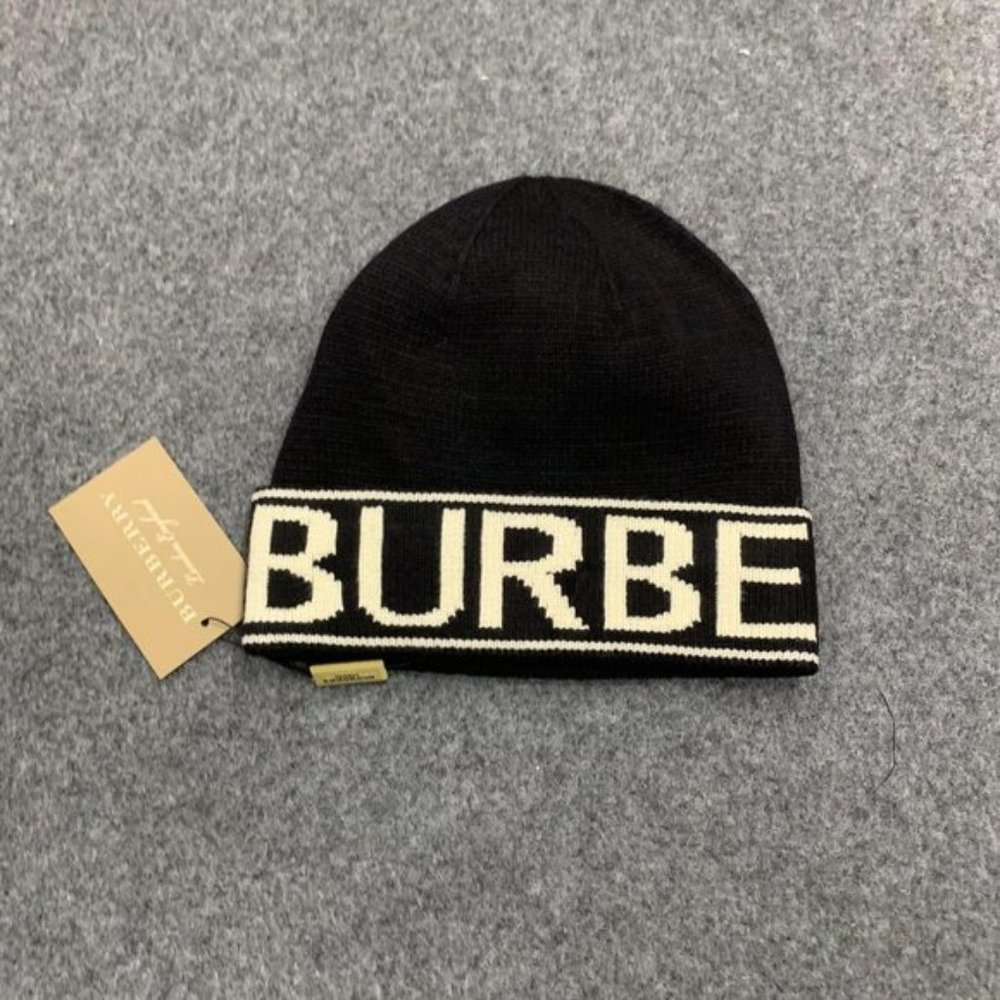 Burberry hat